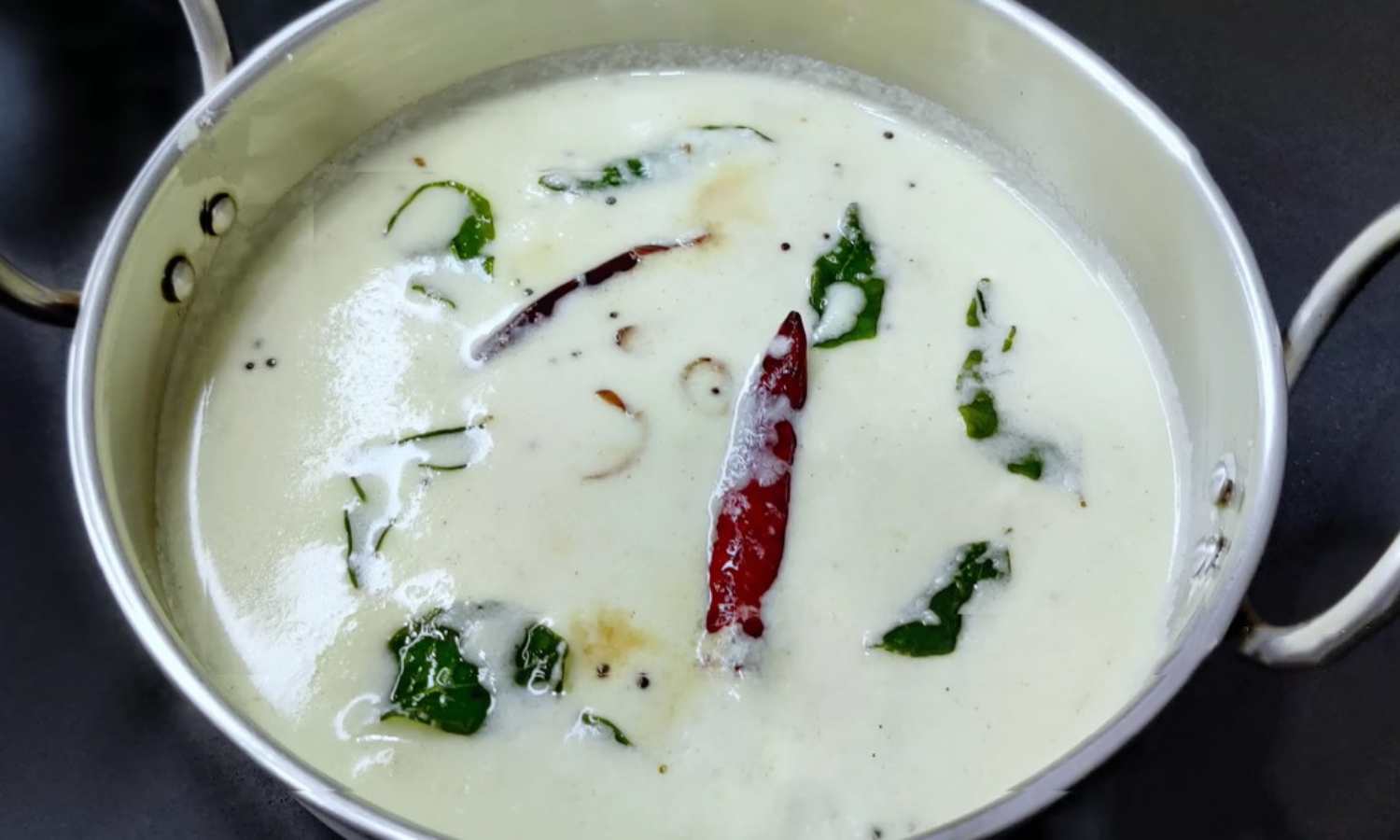 Kerala Style Dosa White Coconut Chutney Recipe